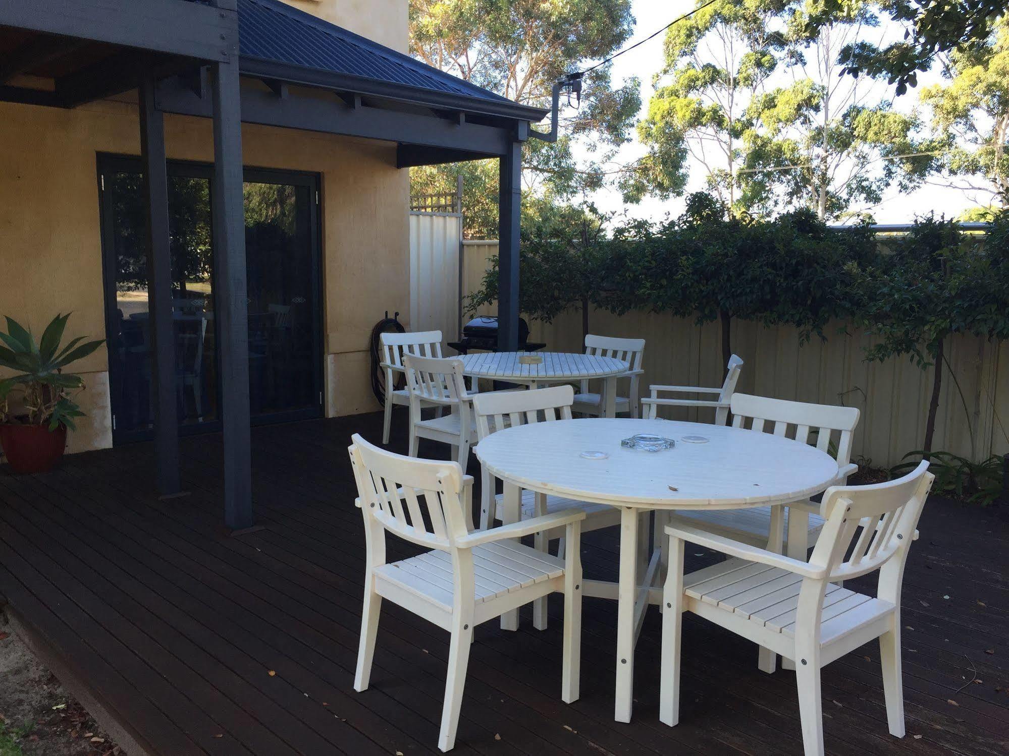 Observatory Guesthouse - Adults Only Busselton Exterior photo